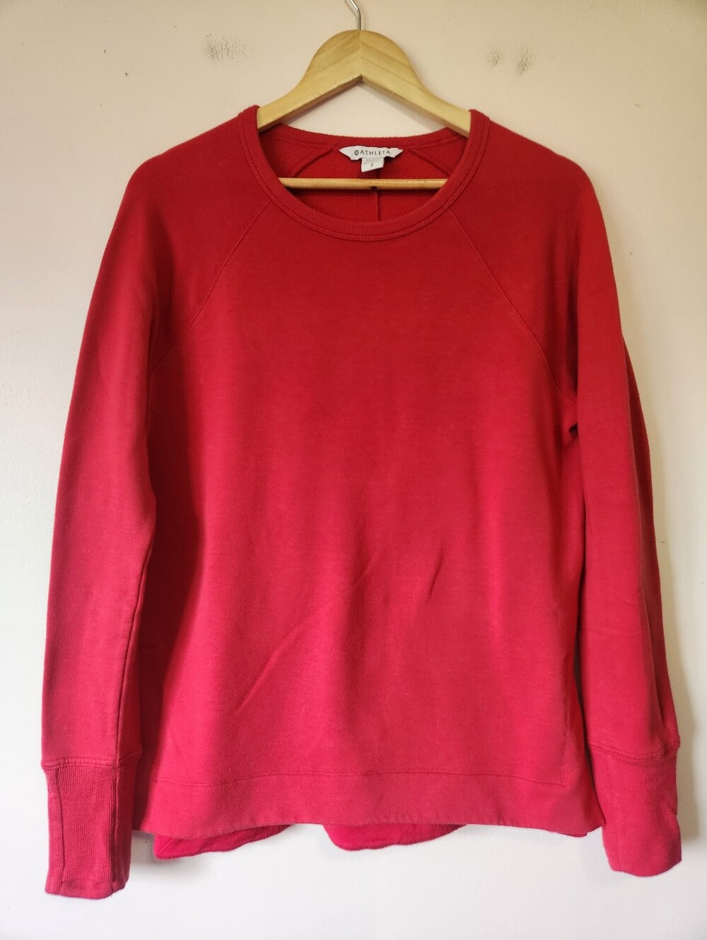 Athleta Coaster Luxe Recover Red Tencel Fleece Crewneck Sweatshirt Thumbholes S